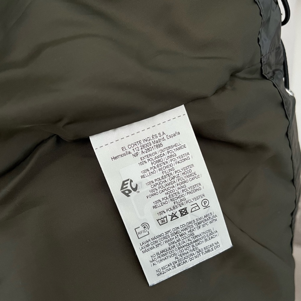 Easy Wear Puffer Jacket - Picture 6 of 7